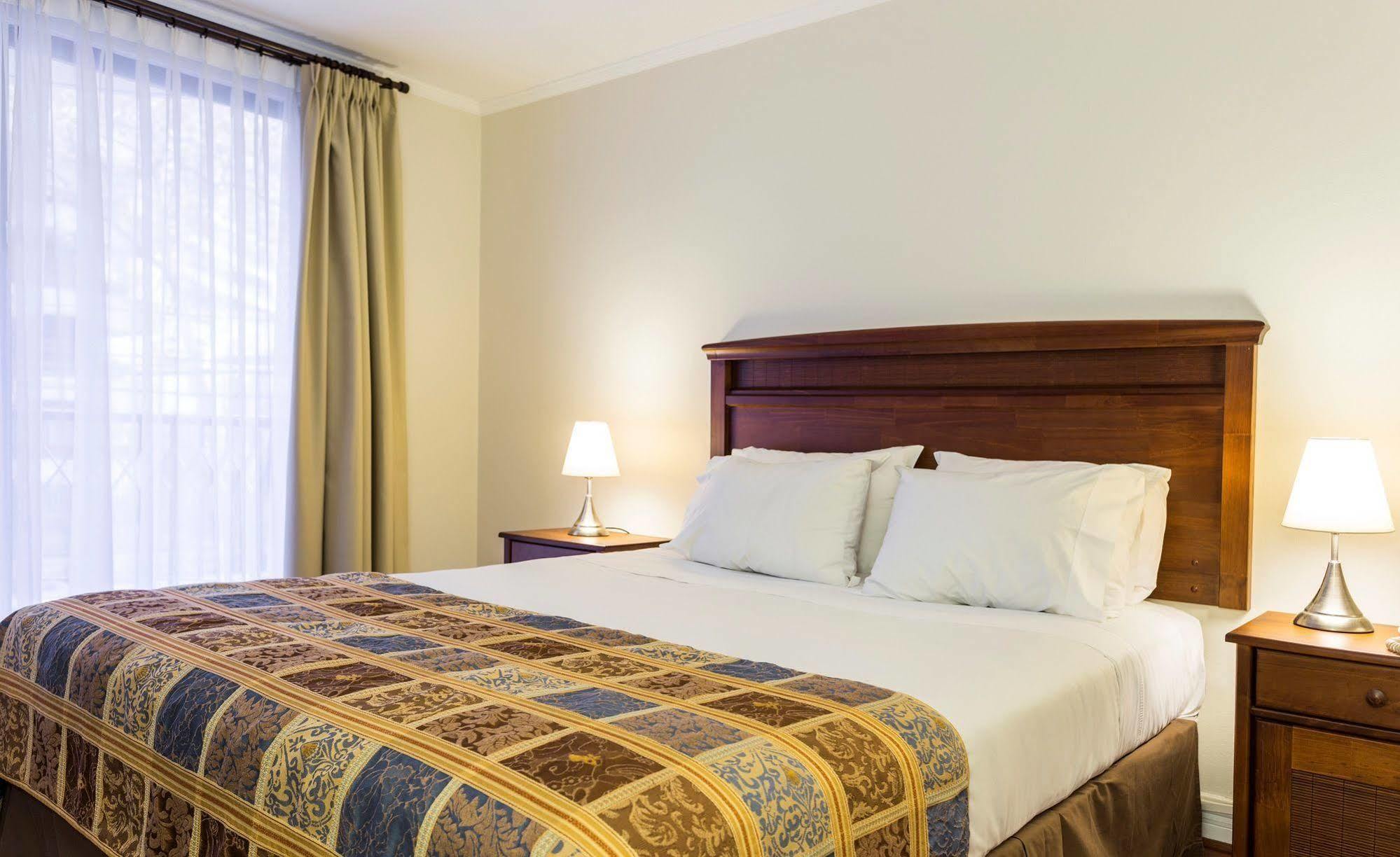 Park Plaza Apartments ซานติอาโก ภายนอก รูปภาพ